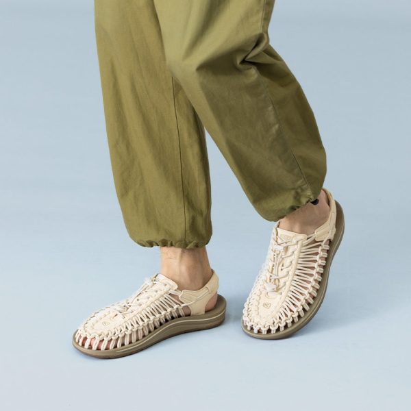 Men's UNEEK Sneaker | White Cap/Cornstalk