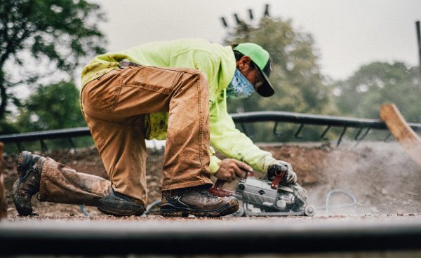 Men's Targhee IV Waterproof Work Boot (Carbon Toe) | Dark Earth/Black